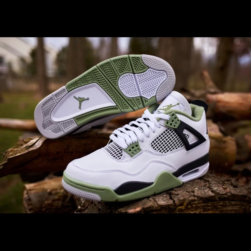 ❌SOLD❌ Air Jordan 4 Retro “Oil Green” sneakers, New in Box, M7 / W8.5 - Picture 13 of 13
